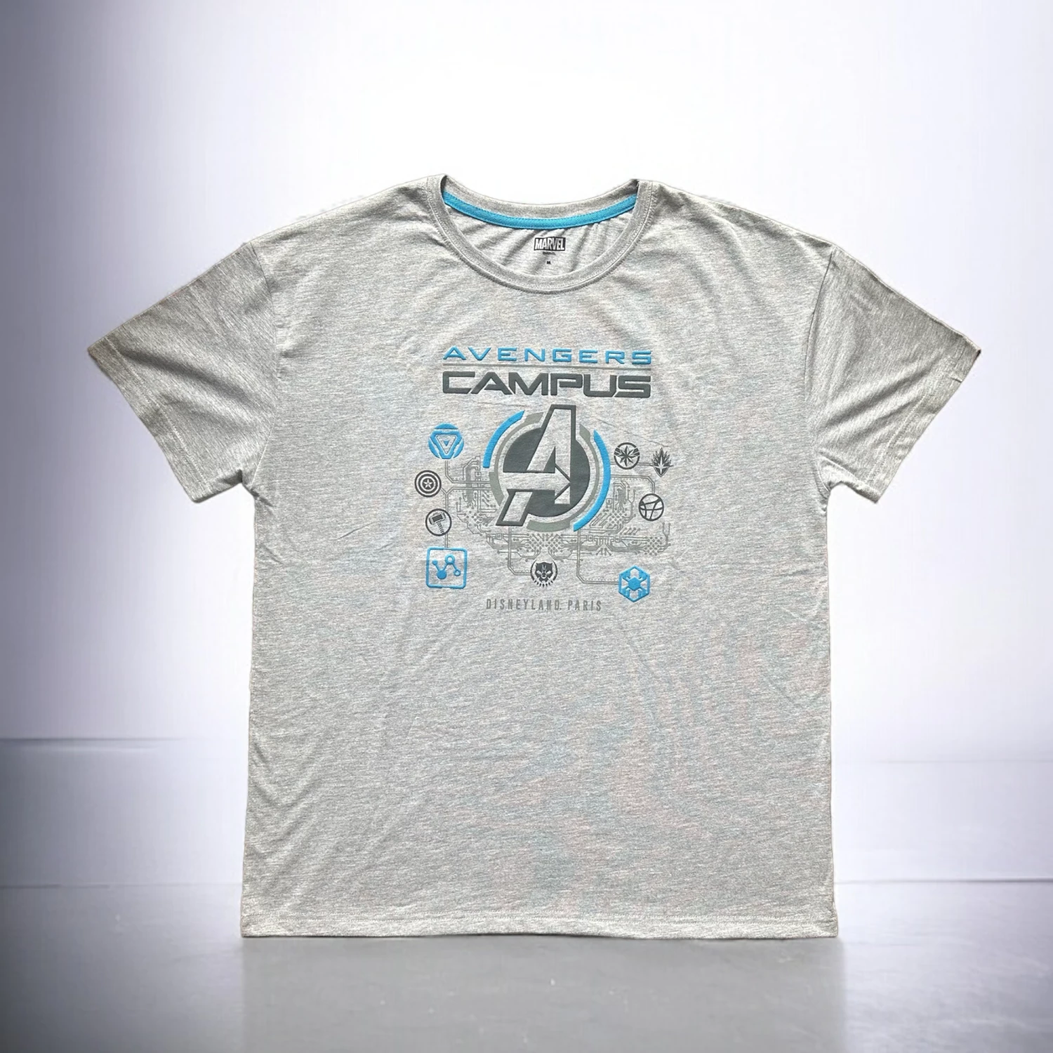 Marvel : T-shirt Avengers Campus 1 Marvel : T-shirt Avengers Campus
